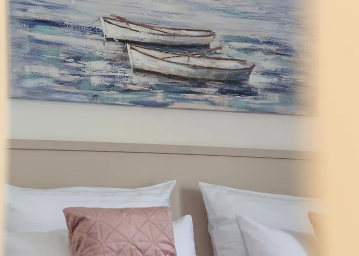 Luxury Riela سبليت